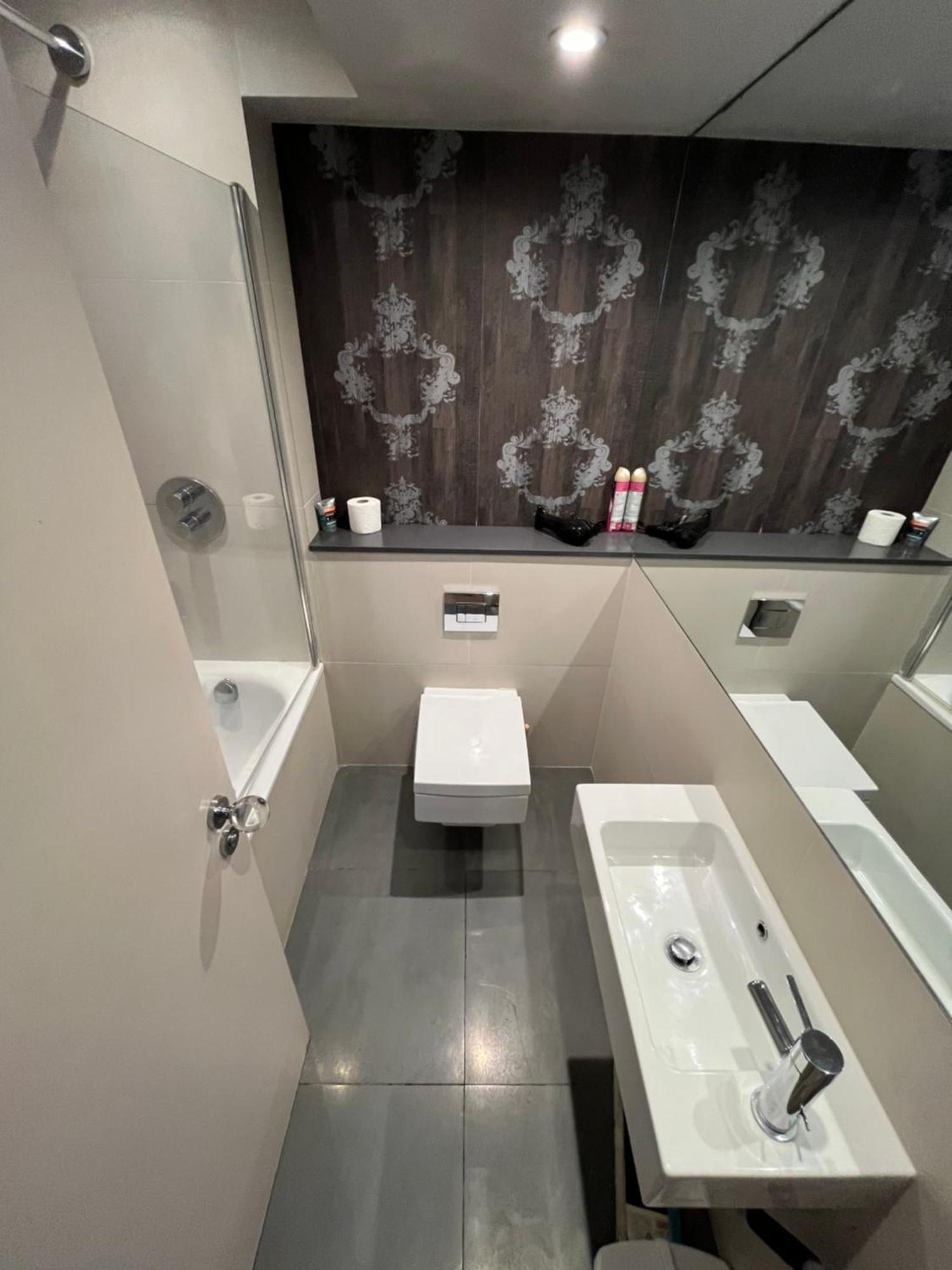 Apartment Modern Two Bed Flat In Notting Hill London