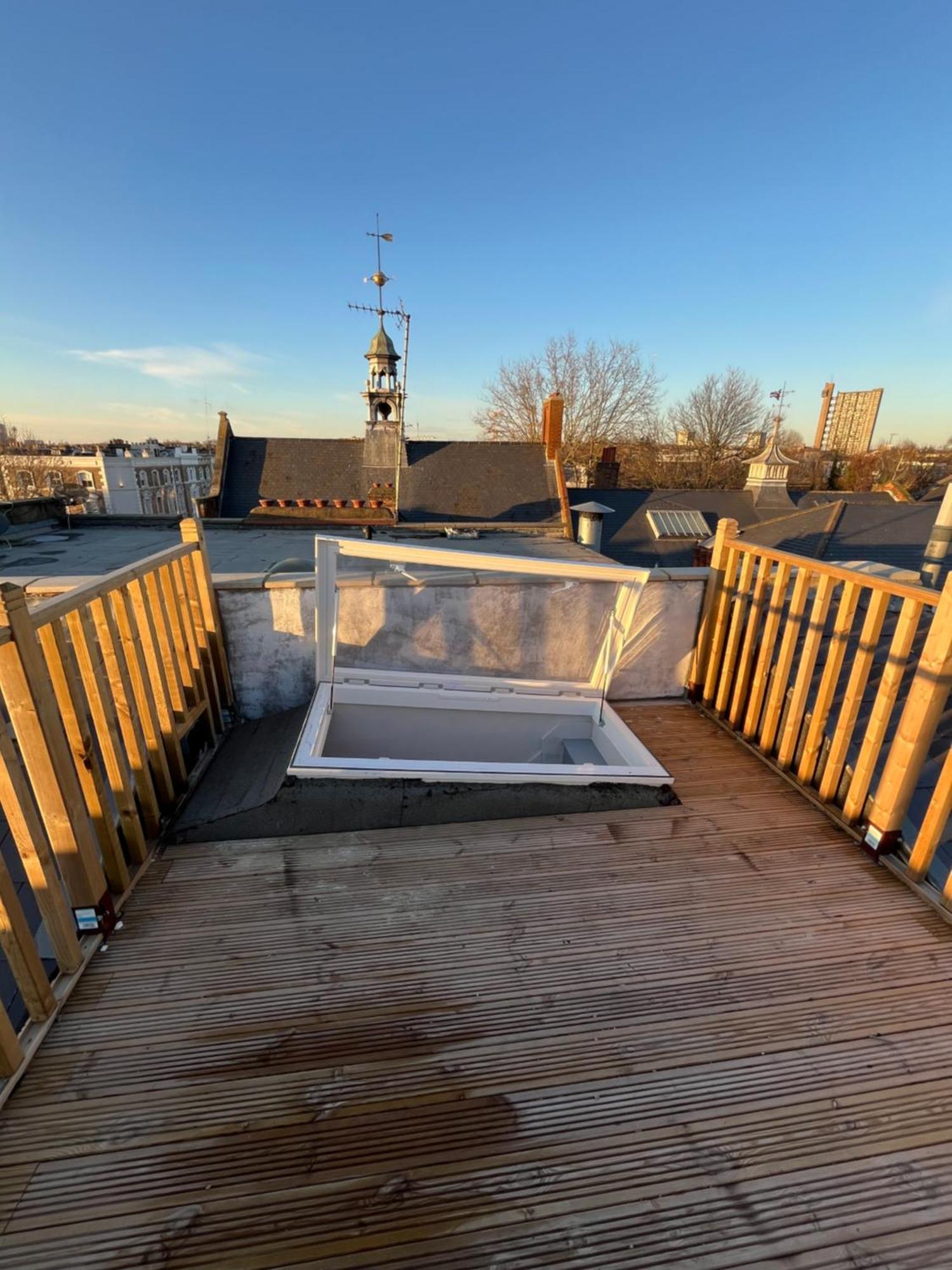 Modern Two Bed Flat In Notting Hill
